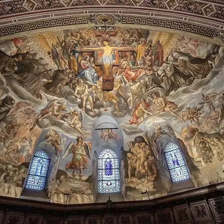 Quindici Alberi Legnaia アパート *